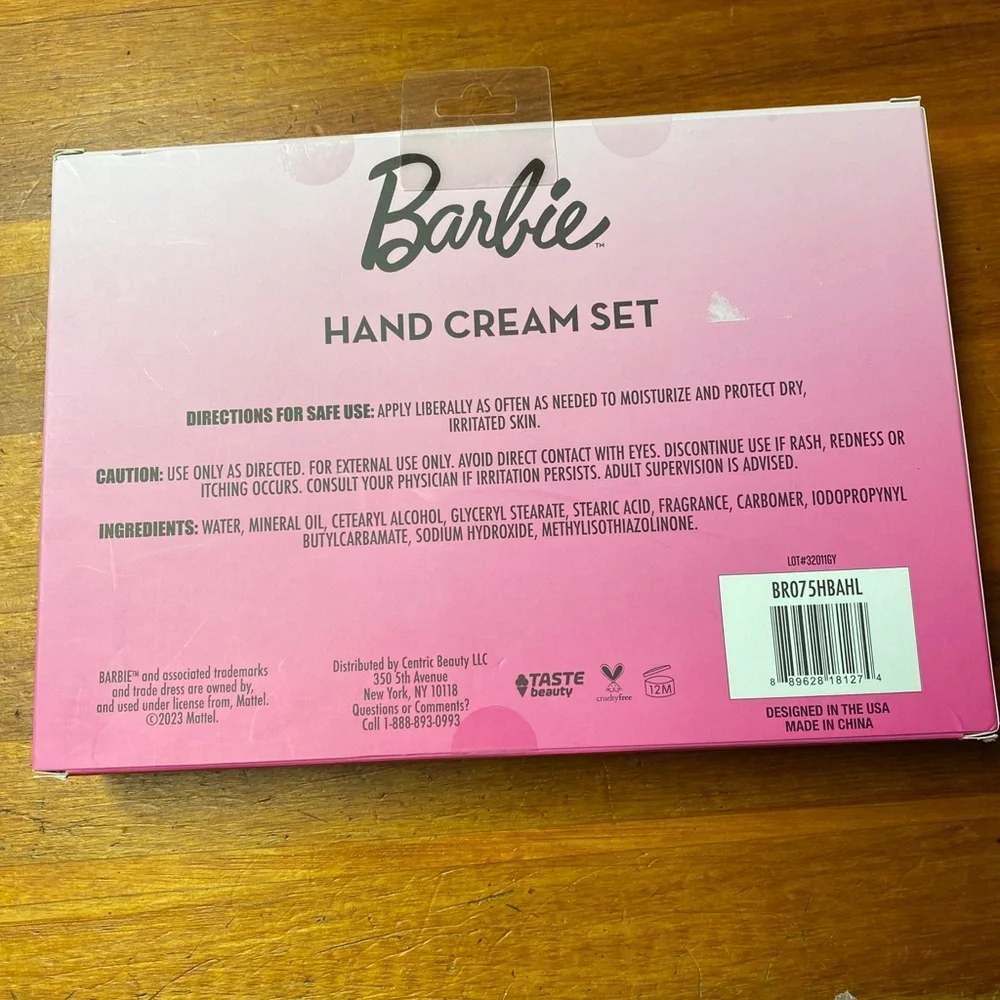 Barbie Red and White Moisturizer Set for Bath Skin and Hair